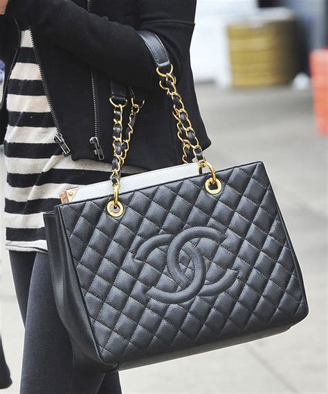 chanel grand shopping tote 38cm|chanel gst price 2022.